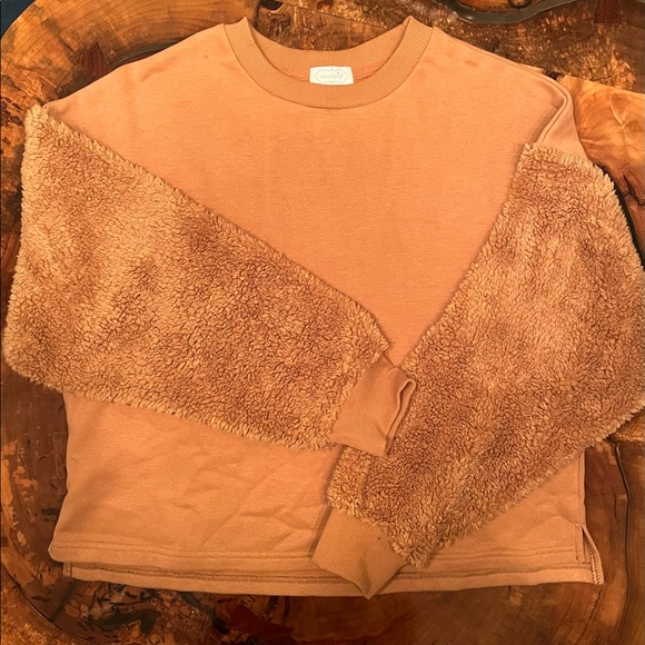Mud Pie Size S Camel Sweatshirt - Picture 1 of 8